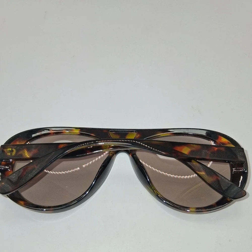 H&M Sunglasses Women's Tortoiseshell Oversized Pilot Style UV Protection